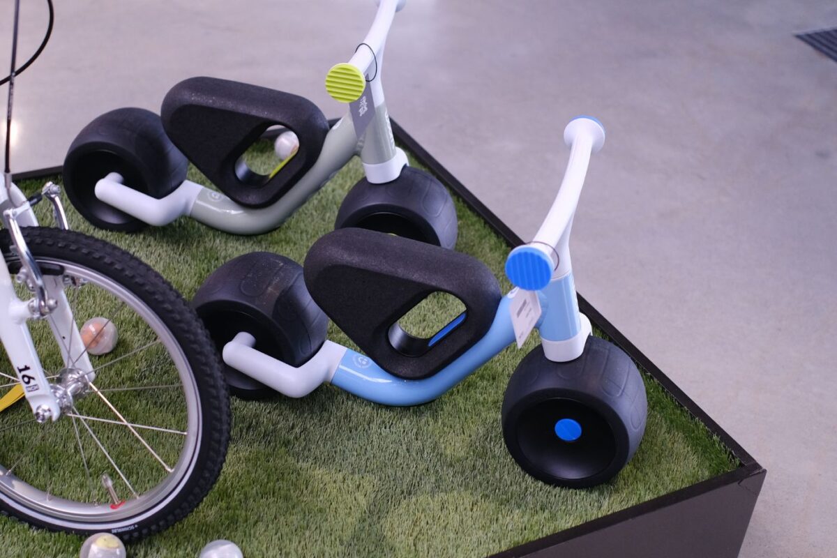 woom WOW Bike Stuff hero (2) woom WOW Bike Stuff hero