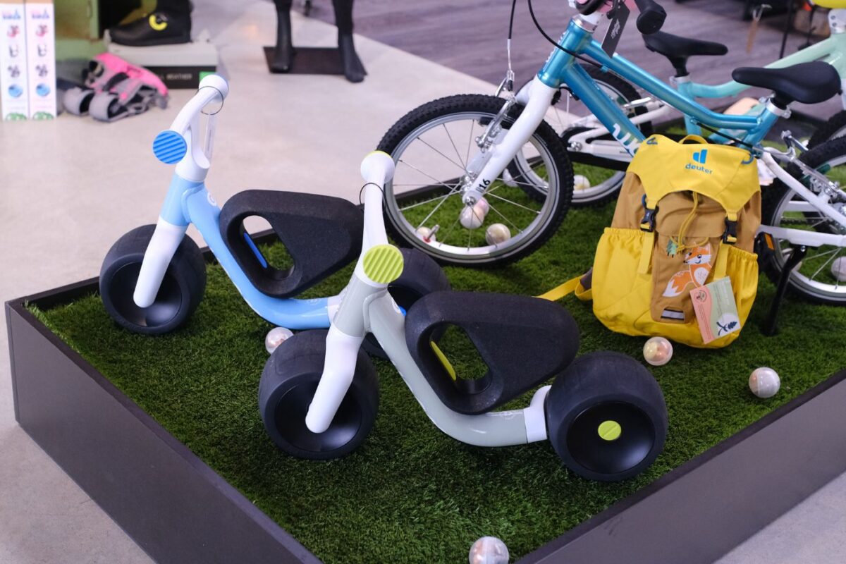 woom WOW Bike Stuff hero (3) woom WOW Bike Stuff hero